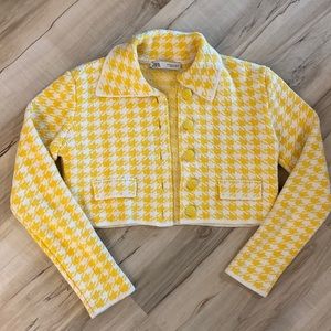 BRAND NEW ZARA - Cropped yellow jacket